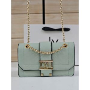 พร้อมส่ง กระเป๋าสะพายข้างเเละคล้องไหล่ LY N crossbody bag รุ่นเเม่อั้ม ทรงเหลี่ยม 6 สี มีหนังรองบ่า ดีเทลเรียบหรู