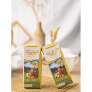 ลอตใหม่ ส่งฟรี 2 ลัง นมโกลด์มิลค์ GOLD MILK 200 มล (40 กล่อง/ลัง) หน้ากล่องระบุ 180 ml. goldmilk