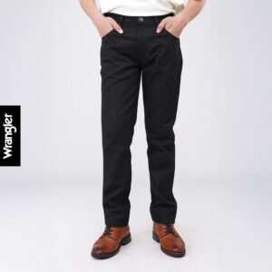WRANGLER กางเกงยีนส์เอวกลางทรงตรง GREENSBORO รุ่น WR WR15Q121 แรงเลอร์ เสื้อผ้าผู้ชาย กางเกงผู้ชาย กางเกงยีนส์ BLACK